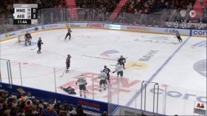 КХЛ. Металлург_Ак Барс 25.04.2026. Яшкин очень мягко уложил Вовченко. Вовченко лежит лежит лежит.