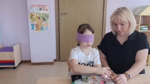 Игра «Узорное полотно» с детьми в садике