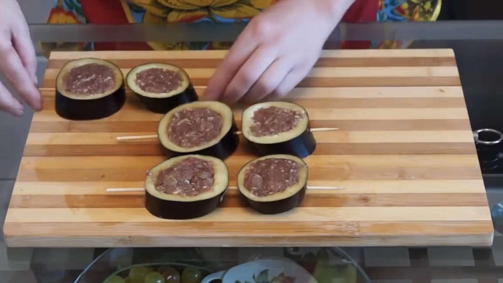 Обалденно вкусные закусочные шашлычки из баклажанов и фарша!