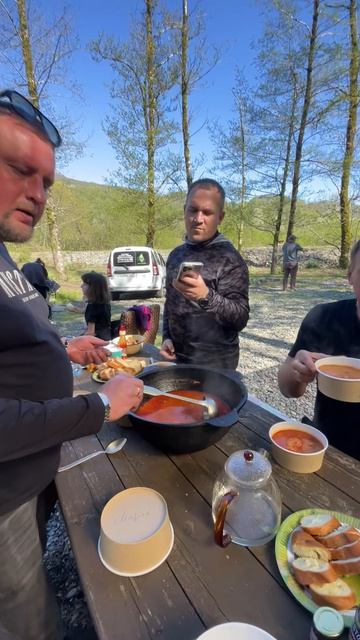 Отдых на природе приготовление том ям по Сочински