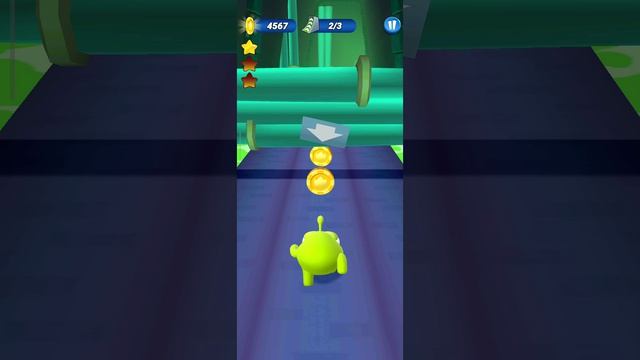 Играю в игру Ам ням погоня