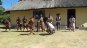 очень задорный танец🤣