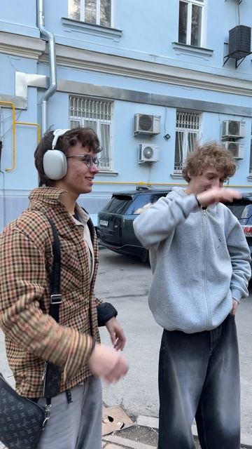 Живая атмосфера с наших съемок видео в соцсети!