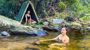 Девушка одна строит полноценное укрытие для выживания в джунглях. Бушкрафт. Серия 6. Тоа