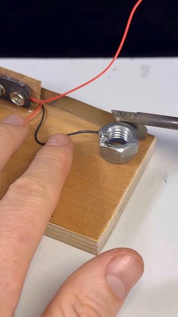 Новый проект дверной сигнализации своими руками! Отличная идея для научной выставки