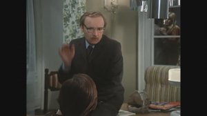 Тихо вокруг! Только не спит барсук! Фрагменты из фильма "Служебный роман". 1977 г.