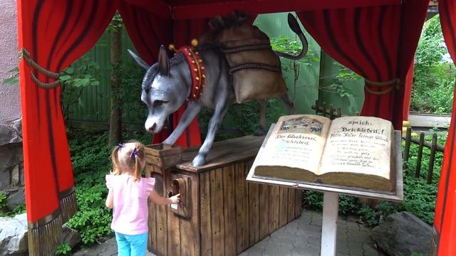 Кукла Беби Бон и Настя КАК МАМА играем вместе в парке -