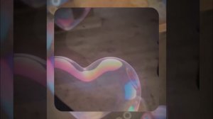 1000057097.mp4 (Собака наблюдает за устройством лестницы на 2-ой этаж в доме А-фрейм)