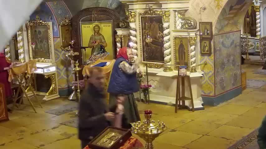 Молебен с акафистом  Успению Божией Матери