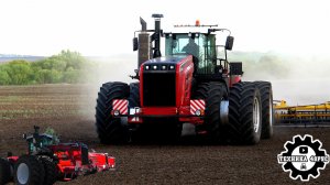 Трактор РСМ 2400 - большой, мощный, быстрый. На заводе и в поле