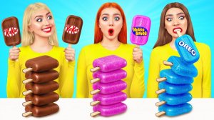 Едим Без рук vs Одной рукой vs Двумя руками Челлендж # Битвы с едой от Bubba DO Challenge