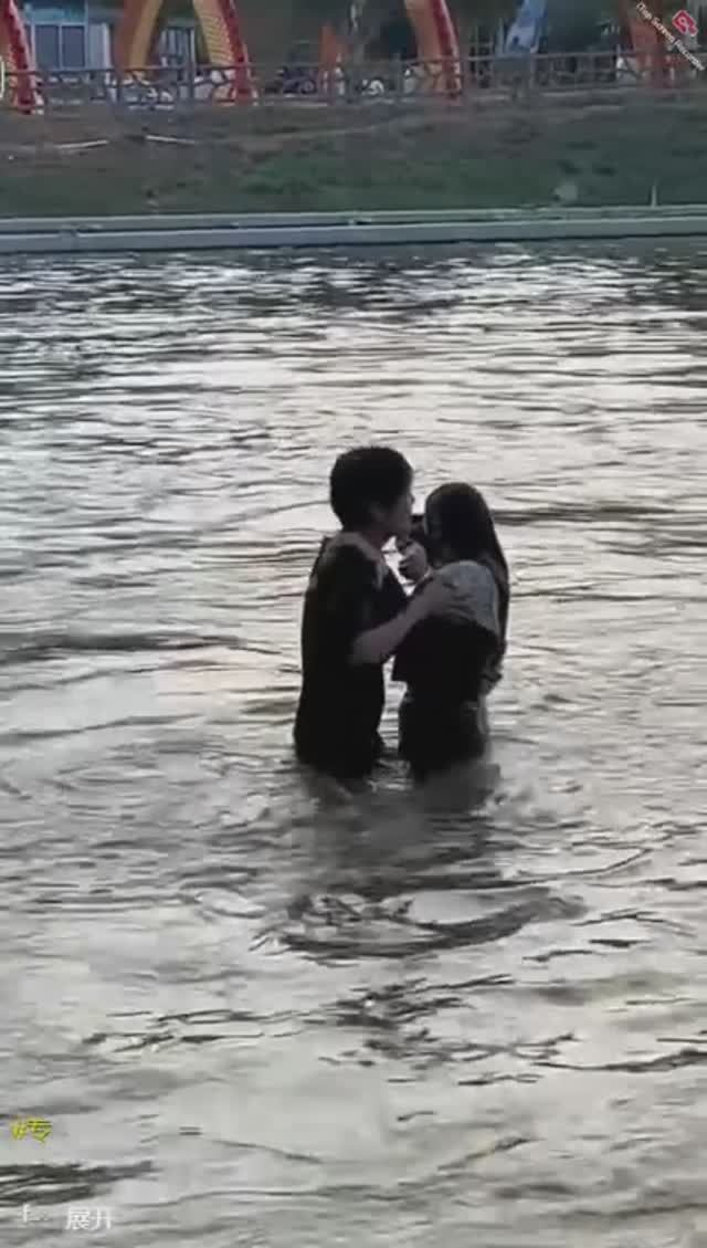 Flyboard. Искупал красавицу. Wetlook