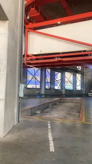 2034. Платформа для разворота грузовика.