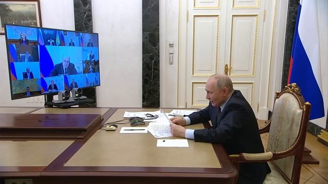 «Весь мир перевернулся»: Путин назвал новую супермагистраль, которая спасет экономику России