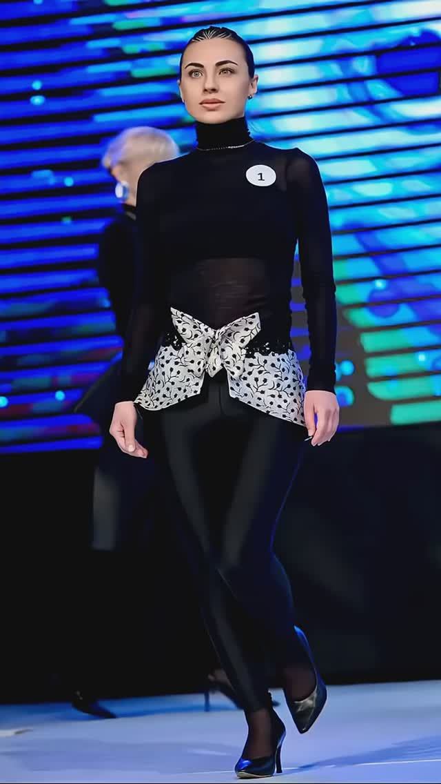 Фотосерия с экзаменационного показа, в Национальной школе красоты🎀🌸