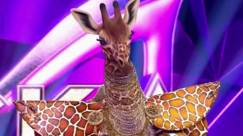 Финал! Кто скрывался под маской Жирафа в 12 выпуске шоу 