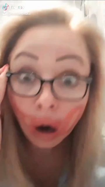 Красота страшная сила / Beauty Is A Terrible Force 👀