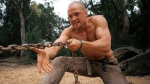 Серийный убийца устраивает ИГРЫ НА ВЫЖИВАНИЕ и готовит из людей ВЯЛЕНОЕ МЯСО [пересказ]