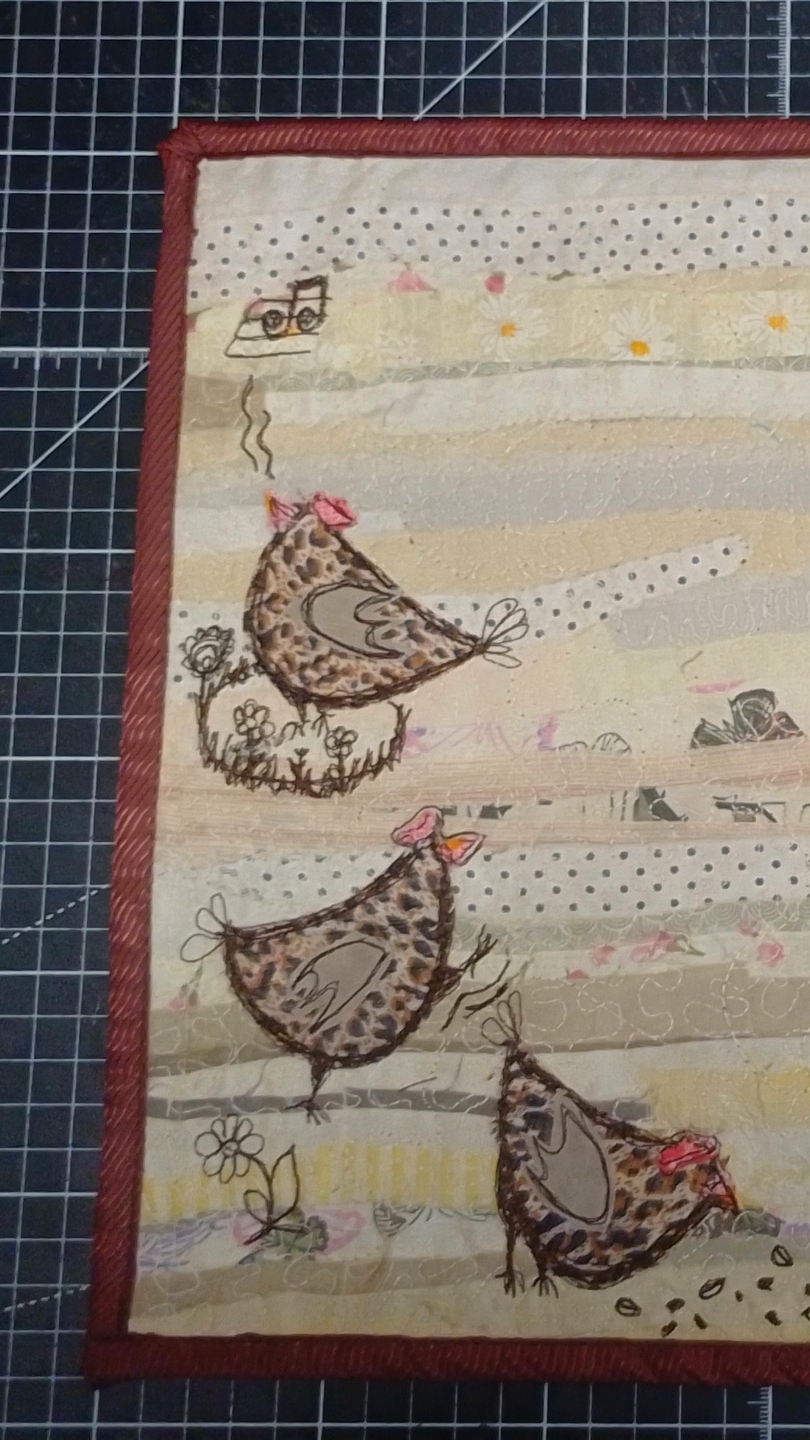 Курочки на лоскутной салфетке. Пэчворк. Аппликация. #лоскутноешитьё #пэчворк #short #аппликация