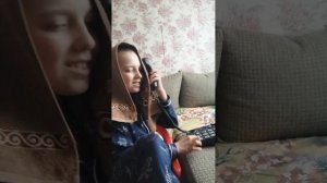 Ольга Витальевна заболела и я работаю одна.