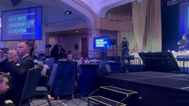 Паника во время стрельбы в Трампа в Белом доме