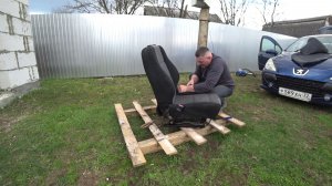 Новые чехлы в старый пежо 307