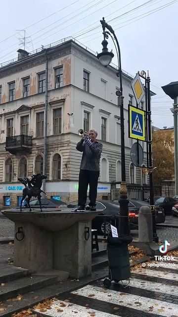 Дядя Миша - народное достояние Петербурга!!