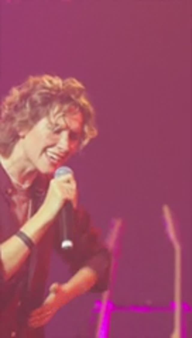 Глубокая песня о близости с Богом в новом альбоме. Релиз 1 мая #песнипоклонения