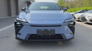 Lexus ES-300h 2026 обзор