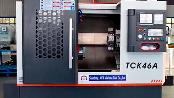 TCK46A Токарный станок с наклонной станиной