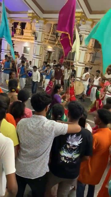 Праздник в честь Выборов в Индии 04,24