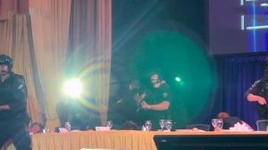 Появились кадры стрельбы во время мероприятия с Трампом в Вашингтоне.