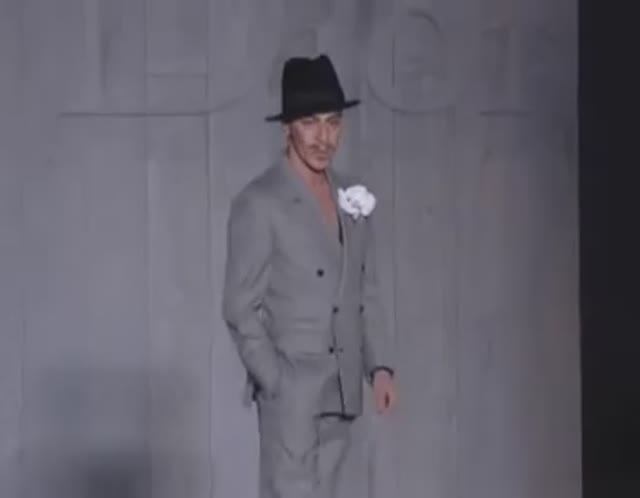 Показ женской коллекции весна-лето Christian Dior 2007