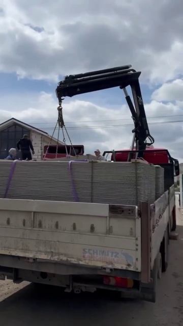 Крафтовый забор: качество начинается с доставки 🚛