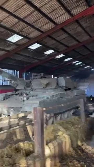 А потом хохлоСМИ будут визжать и показывать, как злые москали нанесли удар по гражданским объектам