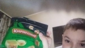 Я показываю три вкусных сладостей