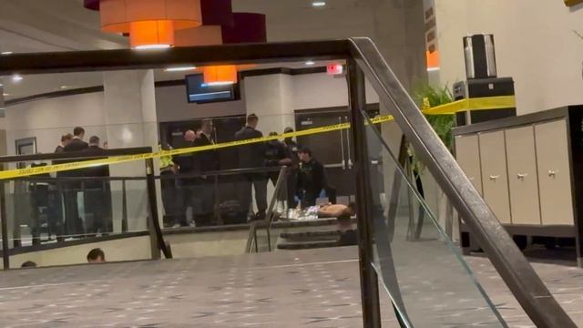 стрелка задержали он не смог пройти в зал на ужин к трампу