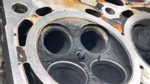 ГБЦ 2AZ-FE 2.4л., 2006 г.в. масло в 4-м цилиндре, проверка герметичности клапанного механизма