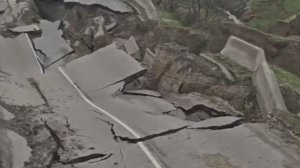 Оползни и разливы рек: юг России затапливает