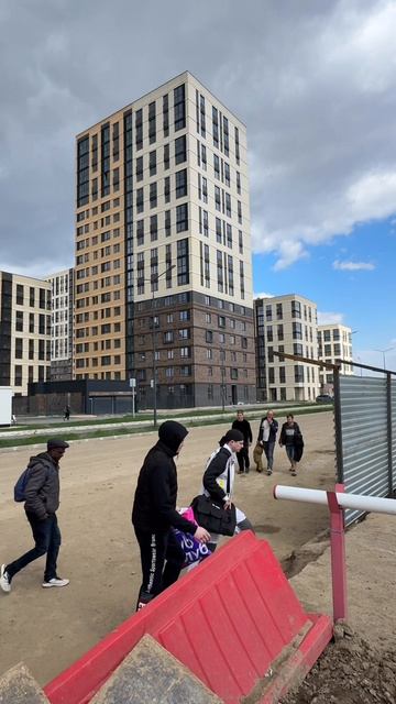 Есть тут те, кто ждёт ключи от этого комплекса ?