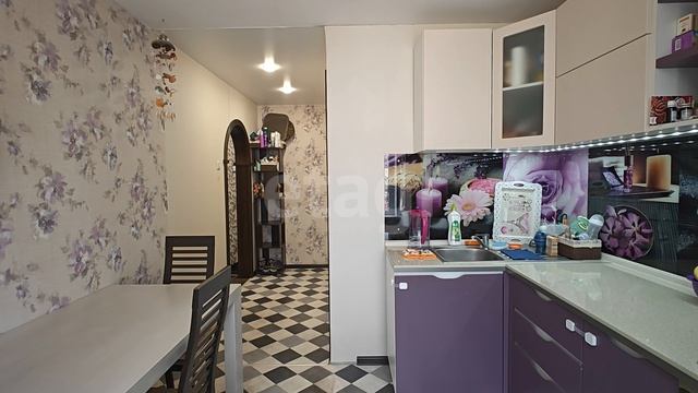 Лиственная 23