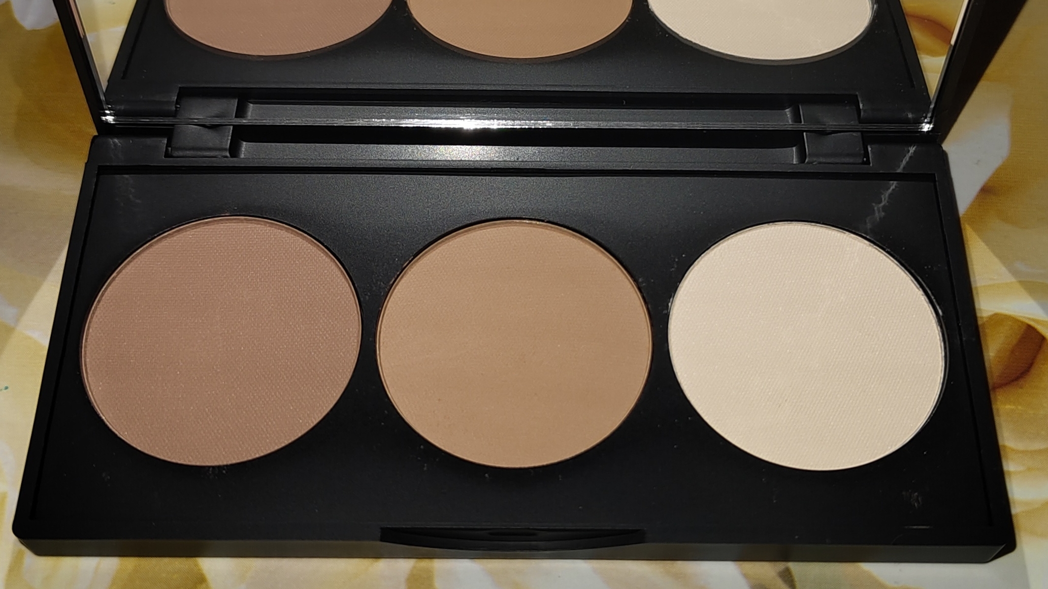 Golden Rose/Essence😍😍😍