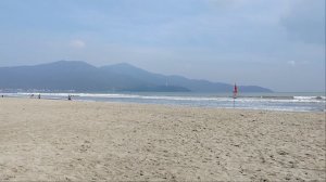 В первый раз на пляже Дананга!