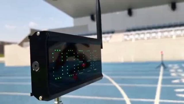 Китайская компания MirrorMe показала видео, на котором гуманоидный робот Bolt разгоняется до 11 м/с