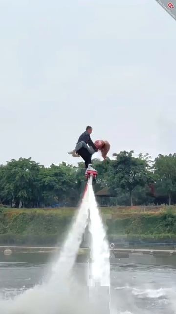 Flyboard. Искупал красавицу. Wetlook