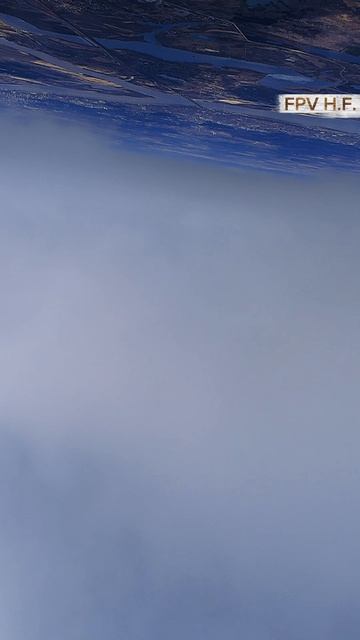 Crux35 O4pro в облаках.