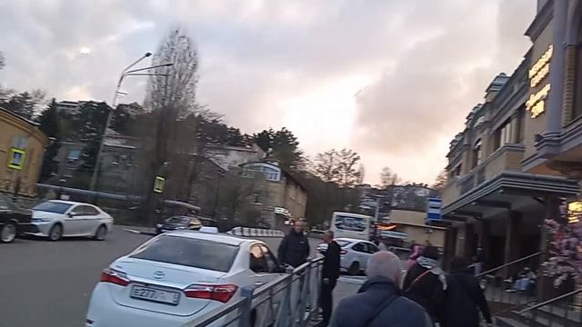 Кисловодский юмор! Эти здания на ул. Вокзальной были снесены еще в 2025 г, но они стоят! 25.04.2026