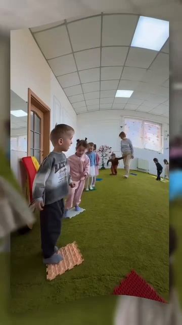 Спектакль про дружбу: «Праздник цветения»