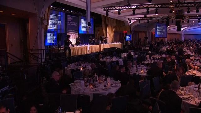 Стрельба,Президент США Дональд Трамп эвакуирован Секретной службой с ужина Ассоциации корреспонденто