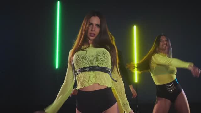 𝓑𝓮𝓼𝓽 𝓓𝓪𝓷𝓬𝓮 ♫ 𝓑𝓪𝓼𝓼 𝓜𝓾𝓼𝓲𝓬 ♫ 𝓑𝓵𝓾𝓮 🔥 ( 𝕊𝕞𝕚𝕝𝕖 ℝ𝕖𝕞𝕚𝕩 )